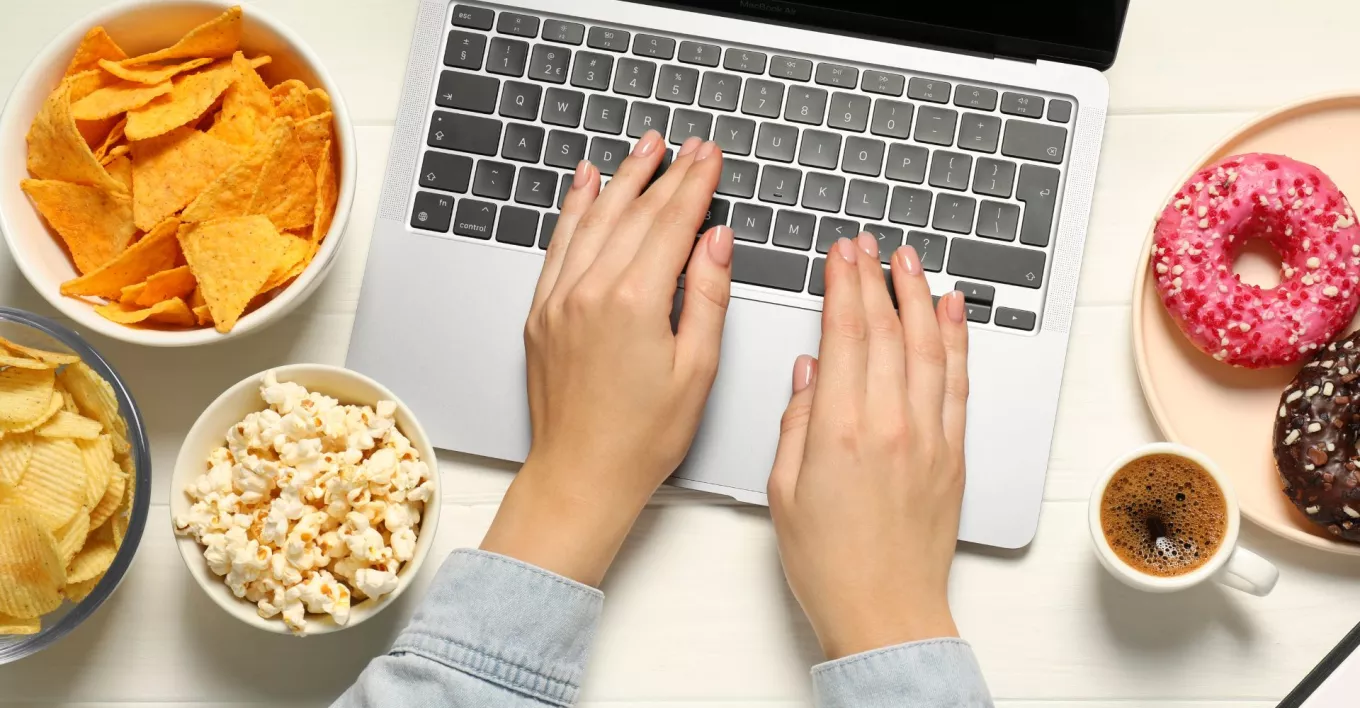 Mala alimentación en la oficina