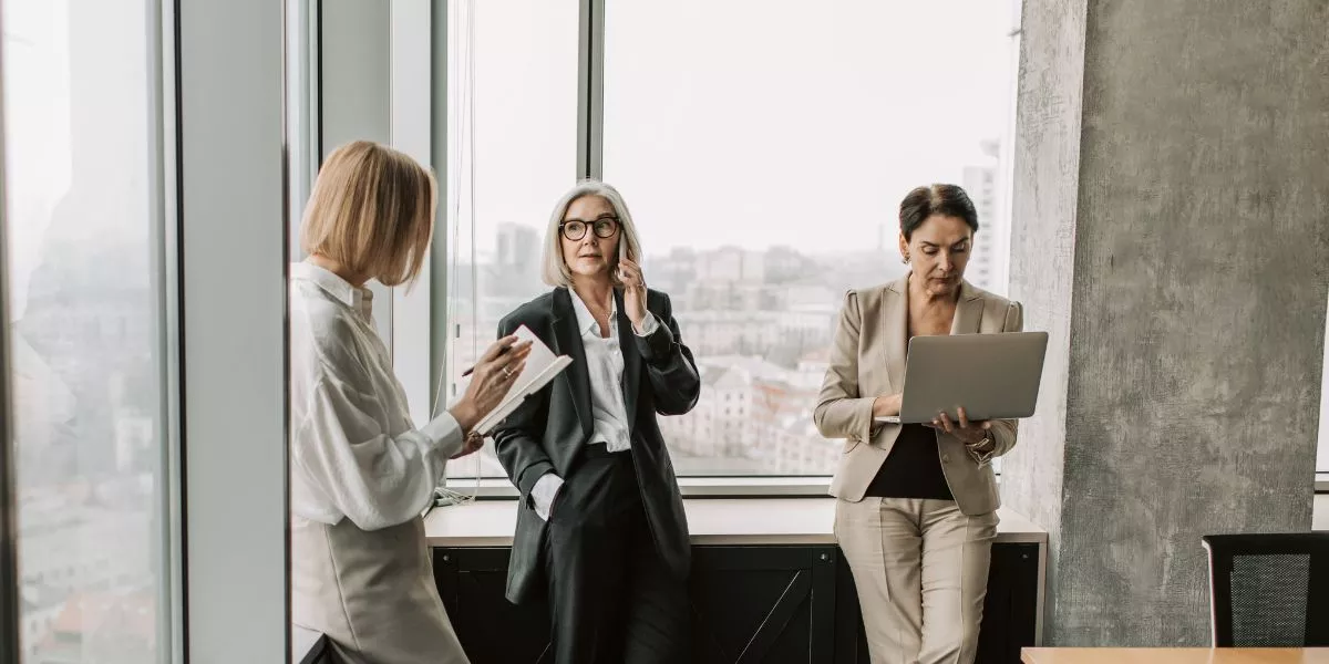 mujeres en el mundo laboral 