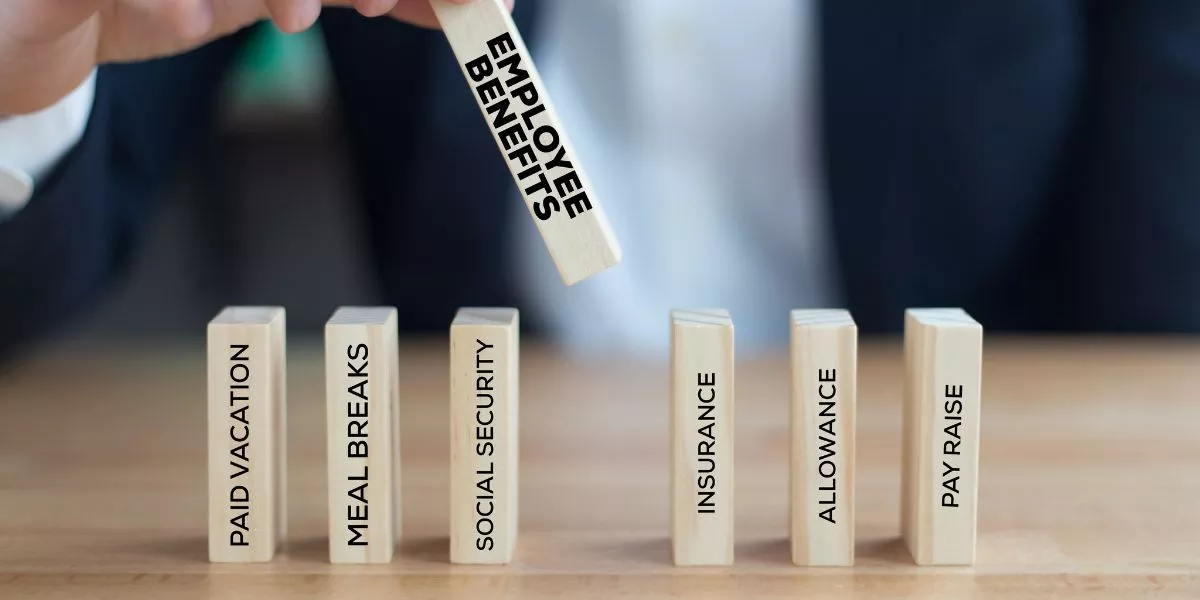 Representación de distintos beneficios para el trabajador en un entorno corporativo 