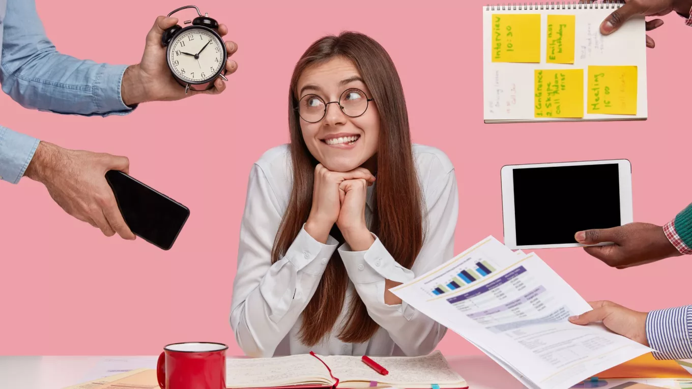 tener multiempleos 