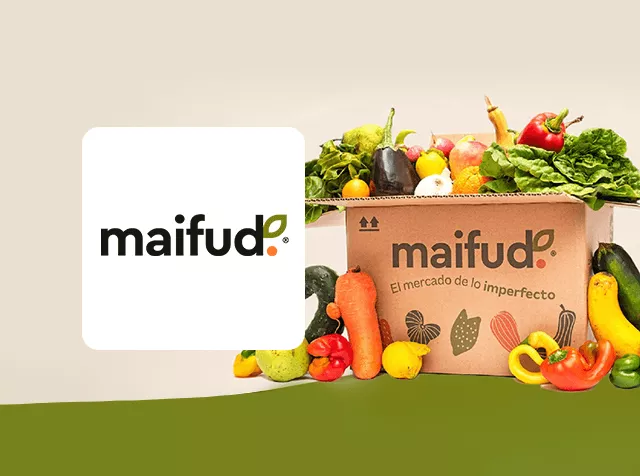 Logo de Maifud junto a una caja de cartón con frutas y verduras