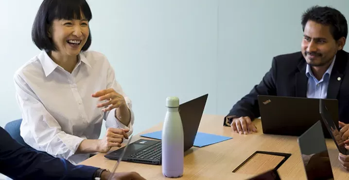 ¿Qué es la Ergonomía y porqué es tan necesaria en la oficina?