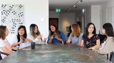 mujeres en el mundo laboral