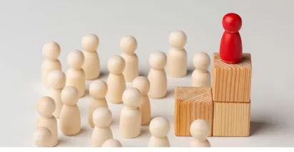 Ilustración que simboliza los estilos de liderazgo en una empresa y la relación entre jefes y equipos de trabajo.