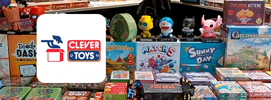 Imagen muestra la marca Clever Toys y juegos de mesa